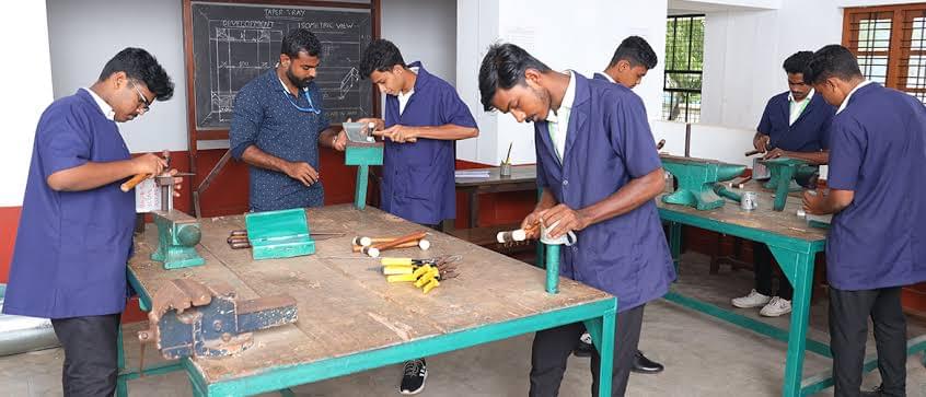 Carmel College of Engineering and Technology Punnapra Facilities & Labs photo 2
